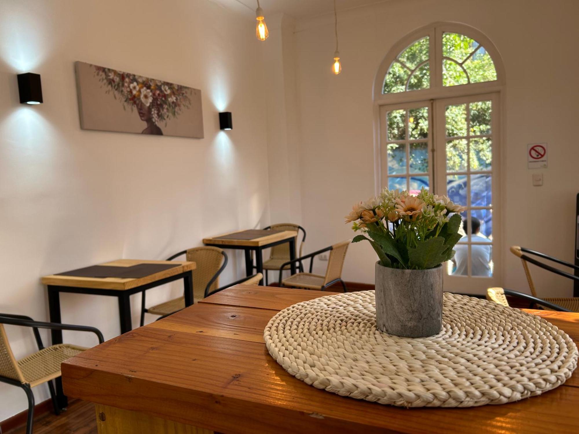 Casona Italia B & B Santiago Exterior photo